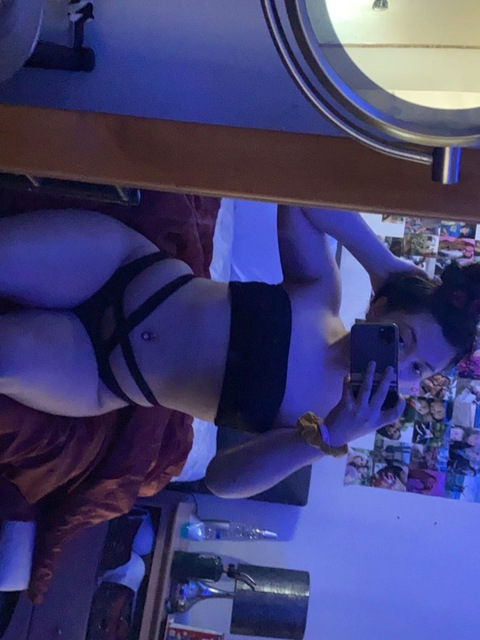 abbygray16 onlyfans leaked picture 2