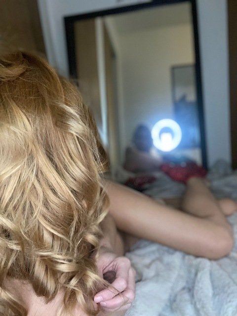 abbylynn21 onlyfans leaked picture 2