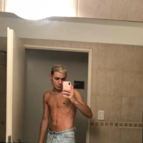 aguspineyfree onlyfans leaked picture 1