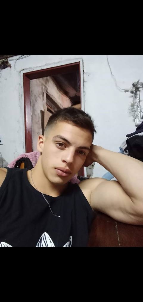 alanherrera onlyfans leaked picture 2