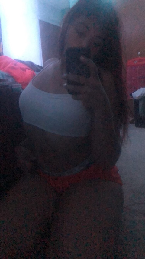 aleahluv onlyfans leaked picture 2