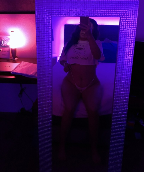 alelorrine onlyfans leaked picture 1
