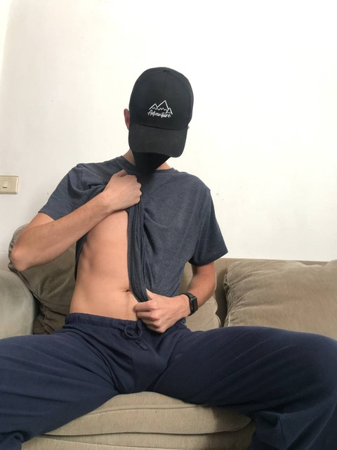 alexvanifree onlyfans leaked picture 1