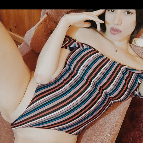 alina_lola onlyfans leaked picture 1