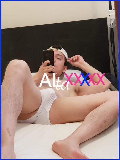 altaxxxxx onlyfans leaked picture 2