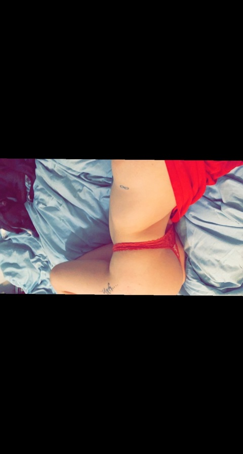 amayaleigh01 onlyfans leaked picture 1