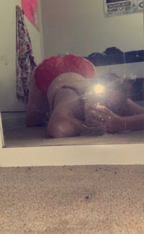 andiegibson onlyfans leaked picture 1