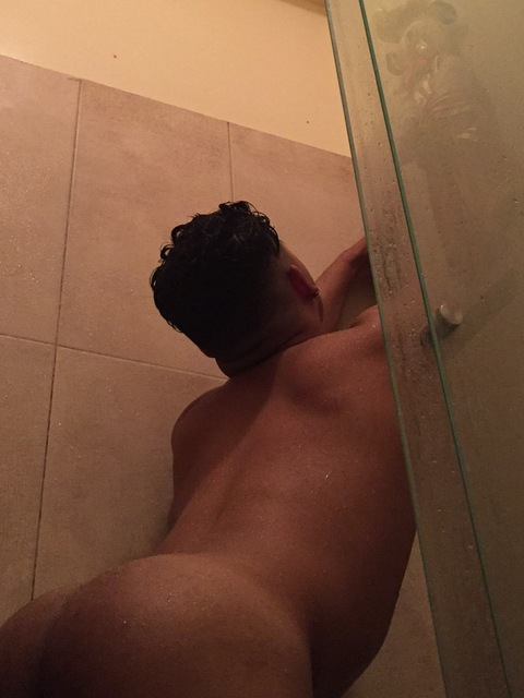 angelitoputon onlyfans leaked picture 2