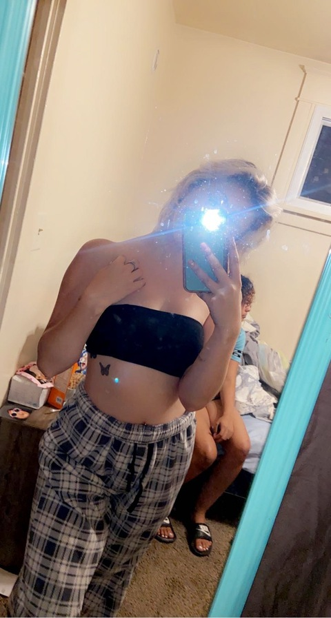 ashalynnmarie onlyfans leaked picture 2