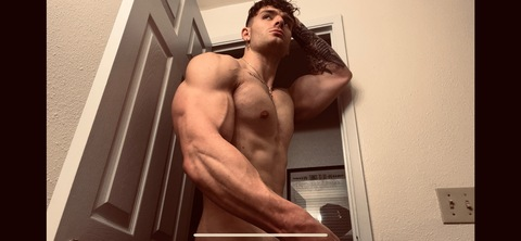 athleticalpha onlyfans leaked picture 1