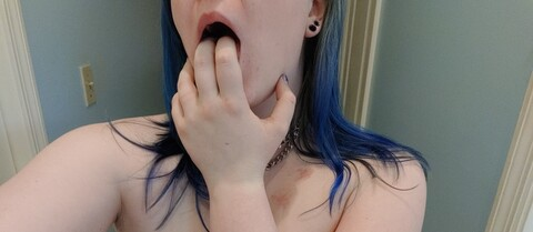 babyalexprincess onlyfans leaked picture 2