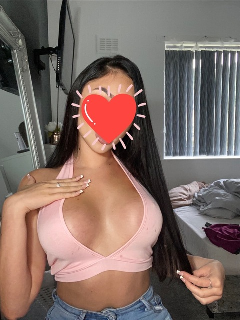 bellaboo101 onlyfans leaked picture 1
