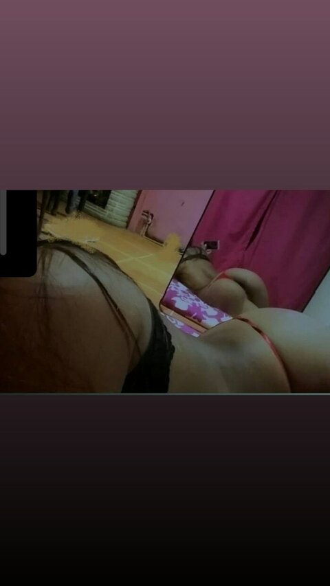 bethlopezz01 onlyfans leaked picture 1