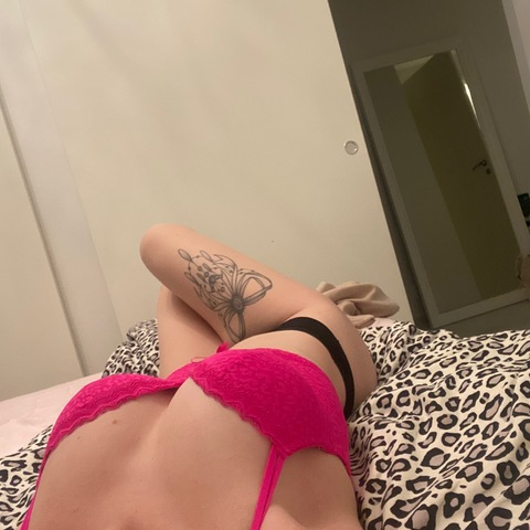 blondyqueeen onlyfans leaked picture 2