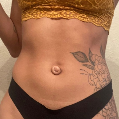 blueslittlebutton onlyfans leaked picture 1