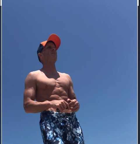 brad.c onlyfans leaked picture 2