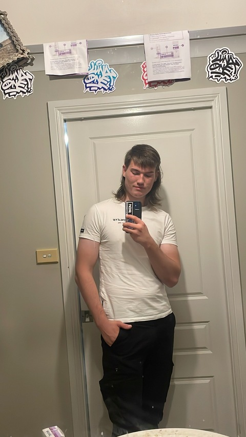 brady255 onlyfans leaked picture 1