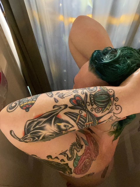 brattytreestar onlyfans leaked picture 2