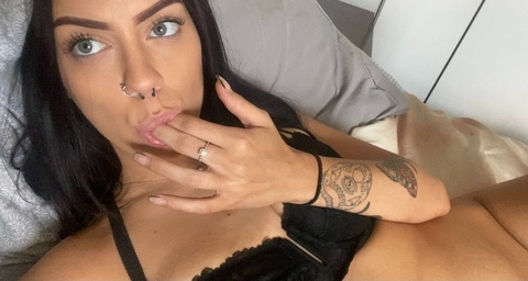 brookelynnnxxx onlyfans leaked picture 2