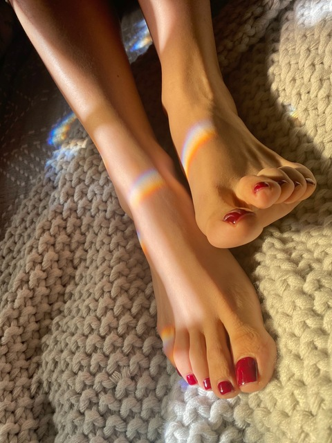 carmensexytoes onlyfans leaked picture 1