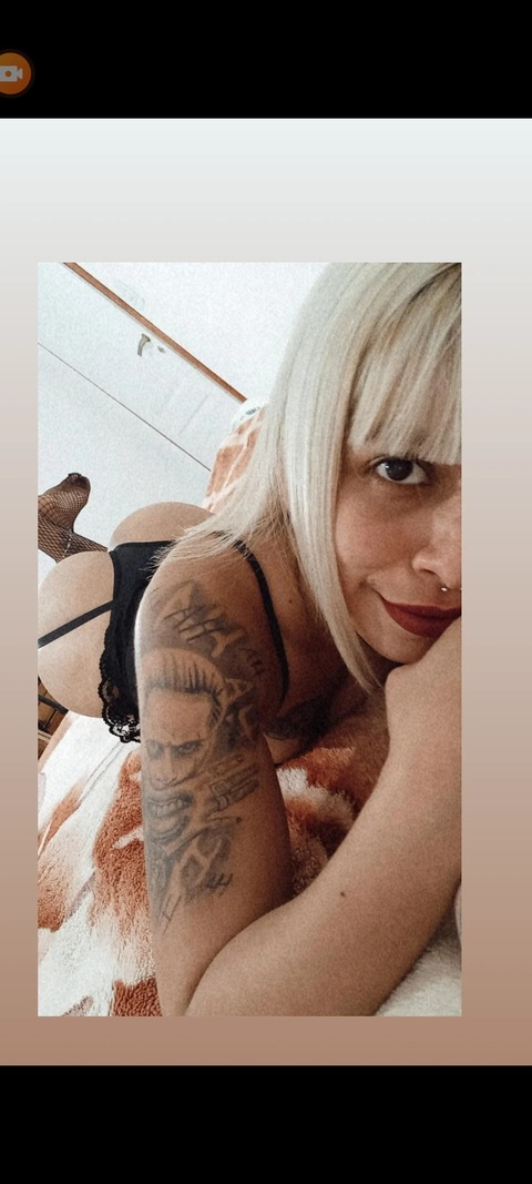circe22 onlyfans leaked picture 1