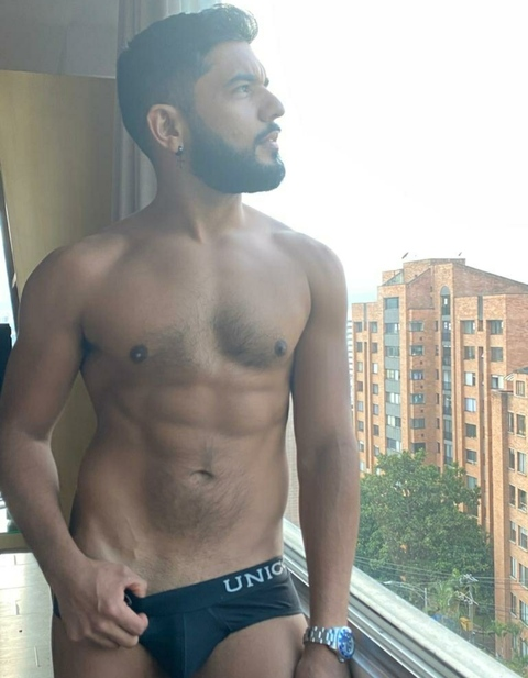 colombianxxx1 onlyfans leaked picture 1