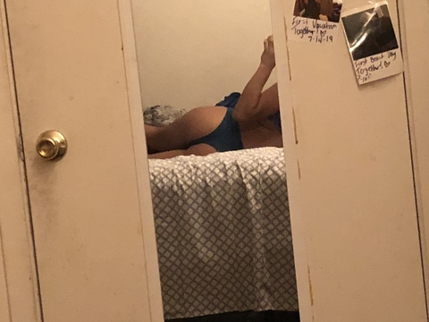 daddysgril69 onlyfans leaked picture 2