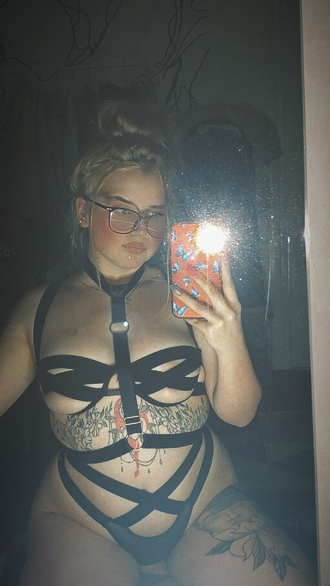 doitwithm onlyfans leaked picture 1