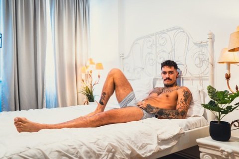 emanuel.neagu onlyfans leaked picture 1