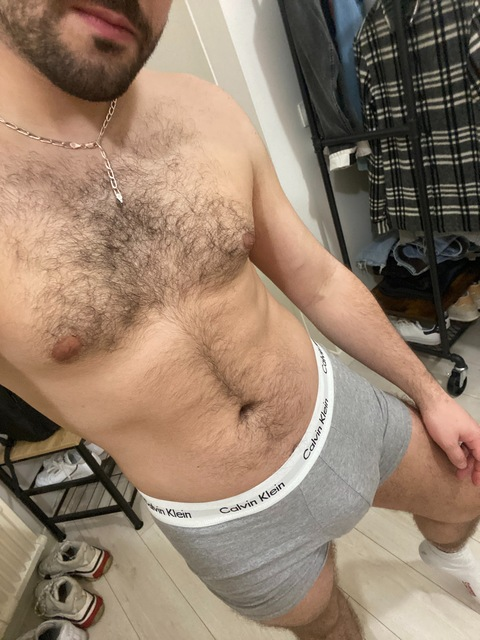 erobin onlyfans leaked picture 1