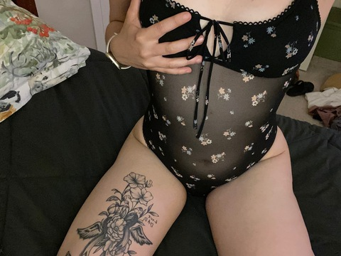 fairyqueen000 onlyfans leaked picture 2