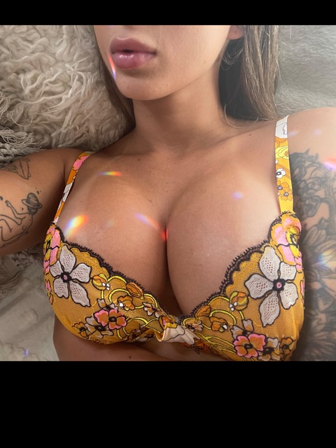 fairyysexxyy onlyfans leaked picture 2