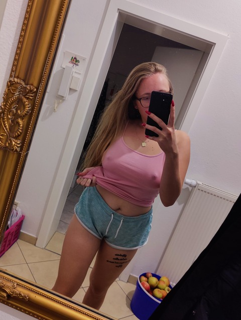 feuerrose onlyfans leaked picture 1