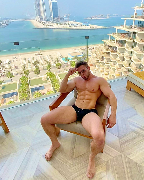 fit.kounat onlyfans leaked picture 1