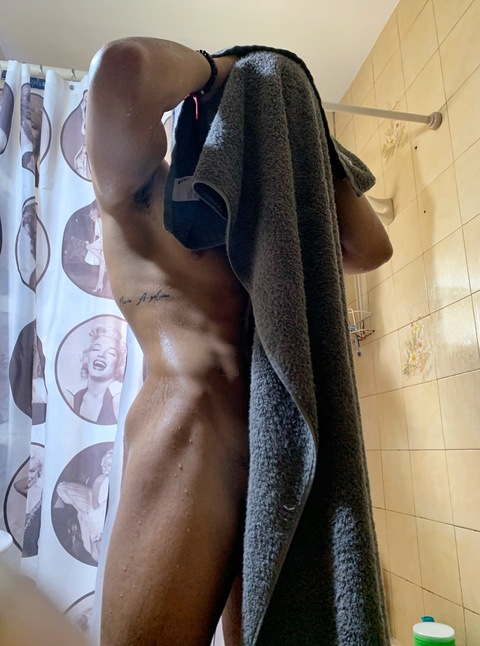 gianlucaok onlyfans leaked picture 1