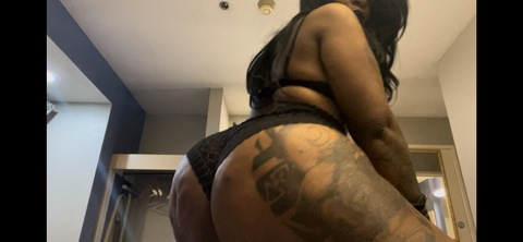 goddessesmerai onlyfans leaked picture 2