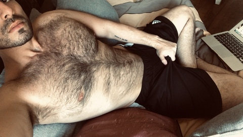 hairywolfy onlyfans leaked picture 1