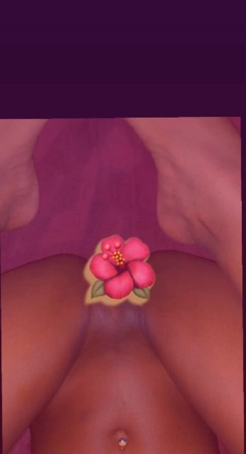 harmonyydior onlyfans leaked picture 1