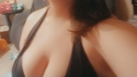 hotminivanmomma onlyfans leaked picture 1