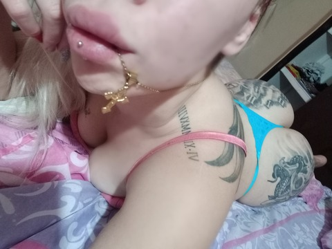 isaaqueen onlyfans leaked picture 1