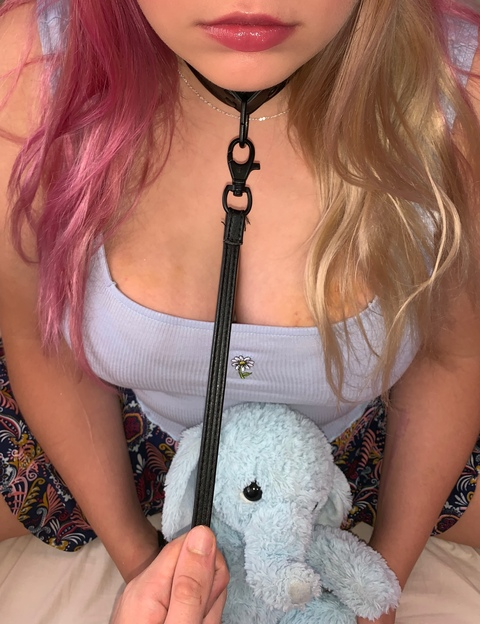 ittlecupcake onlyfans leaked picture 1