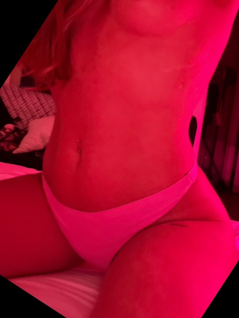 jacquelynxjean onlyfans leaked picture 2