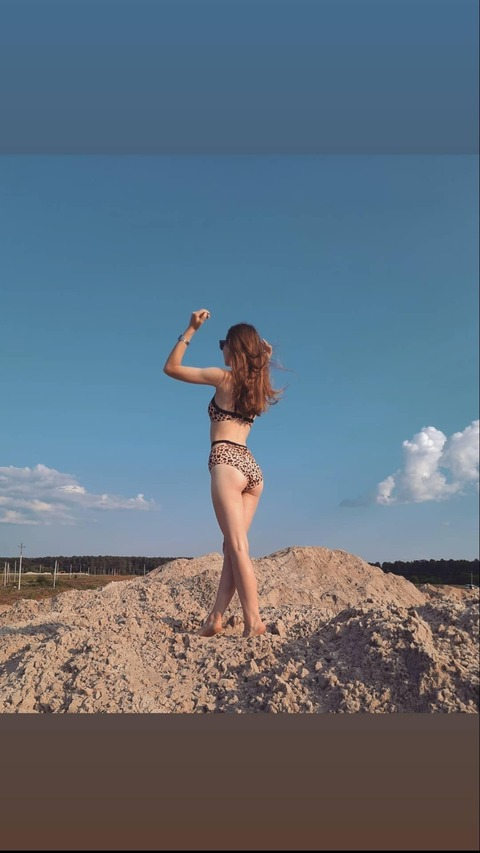 katefromukraine onlyfans leaked picture 1