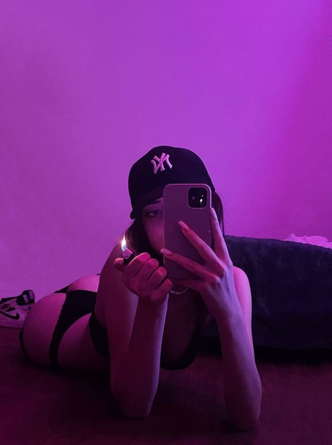 katyyymae onlyfans leaked picture 2