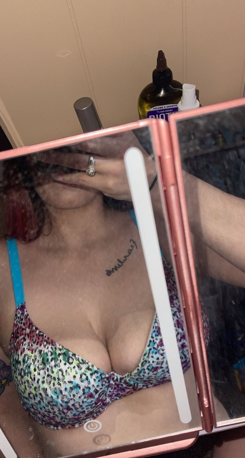 kayla1270 onlyfans leaked picture 2