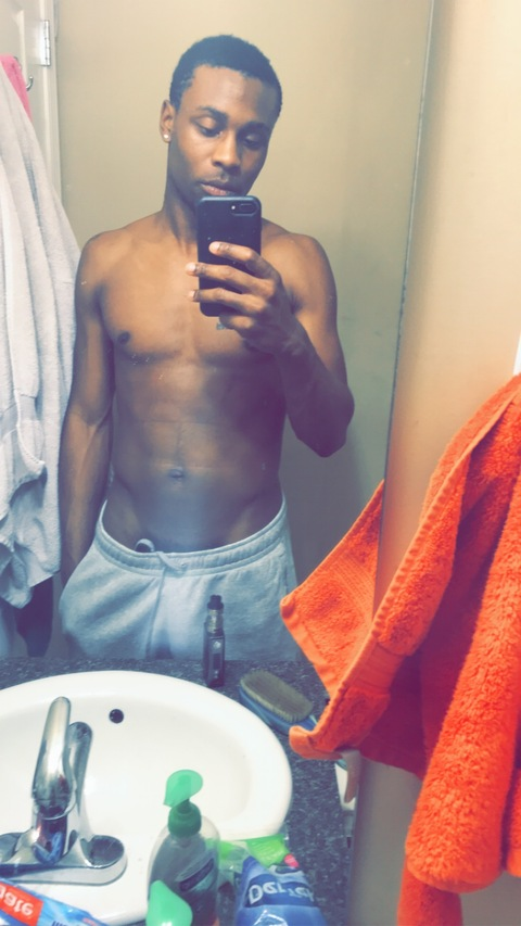 kvngshade3 onlyfans leaked picture 1