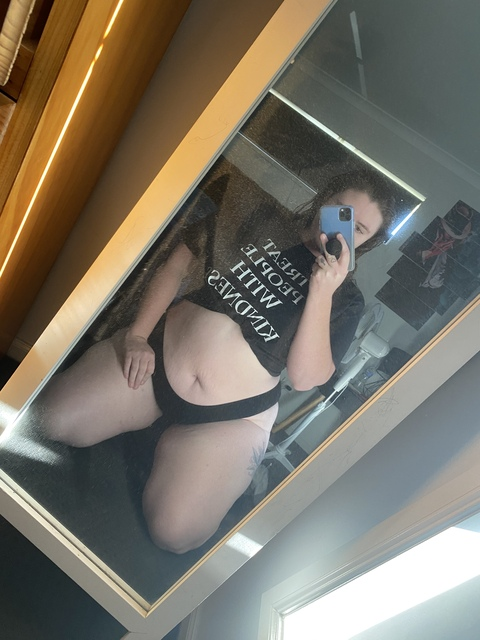 kween_valentine onlyfans leaked picture 2