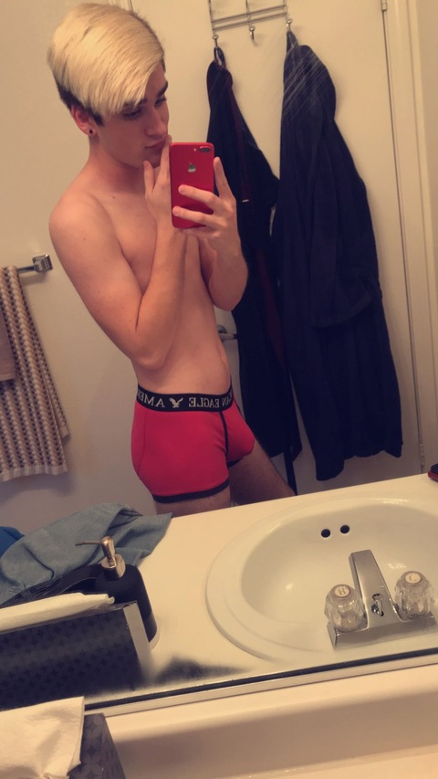 kyleistoby onlyfans leaked picture 2