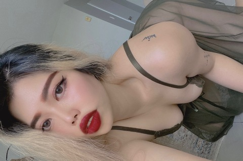 labelle.lily onlyfans leaked picture 1