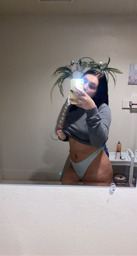 laniah69jean onlyfans leaked picture 2